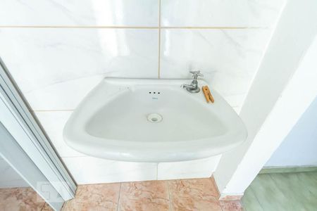 Banheiro de casa para alugar com 1 quarto, 45m² em Paulicéia, São Bernardo do Campo