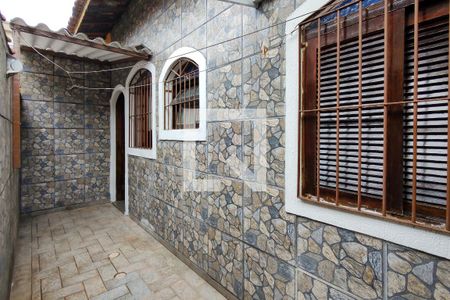 Casa para alugar com 60m², 2 quartos e 1 vaga Casa para alugar com 60m², 2 quartos e 1 vagaÁrea de Serviço