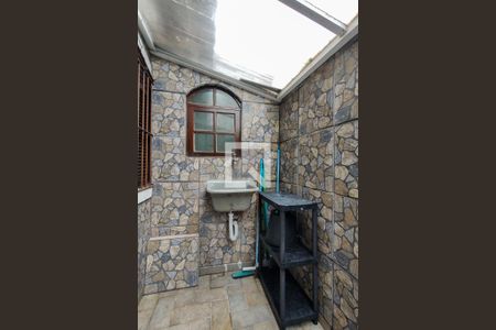 Casa para alugar com 60m², 2 quartos e 1 vaga Casa para alugar com 60m², 2 quartos e 1 vagaÁrea de Serviço