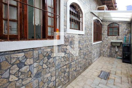 Casa para alugar com 60m², 2 quartos e 1 vaga Casa para alugar com 60m², 2 quartos e 1 vagaÁrea de Serviço