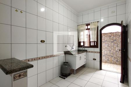 Casa para alugar com 60m², 2 quartos e 1 vaga Casa para alugar com 60m², 2 quartos e 1 vagaCozinha