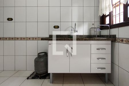 Casa para alugar com 60m², 2 quartos e 1 vaga Casa para alugar com 60m², 2 quartos e 1 vagaCozinha