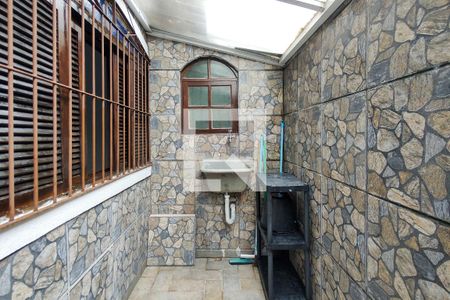 Casa para alugar com 60m², 2 quartos e 1 vaga Casa para alugar com 60m², 2 quartos e 1 vagaÁrea de Serviço