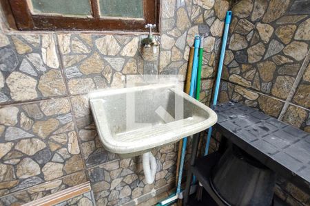 Casa para alugar com 60m², 2 quartos e 1 vaga Casa para alugar com 60m², 2 quartos e 1 vagaÁrea de Serviço
