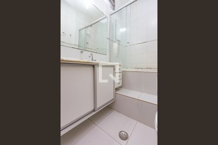 Casa de condomínio para alugar com 158m², 3 quartos e 1 vaga Casa de condomínio para alugar com 158m², 3 quartos e 1 vagaBanheiro