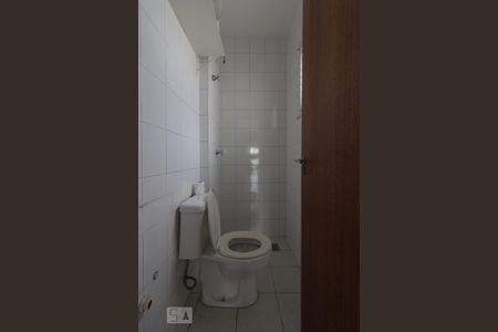 Apartamento para alugar com 92m², 3 quartos e 2 vagas Apartamento para alugar com 92m², 3 quartos e 2 vagasBanheiro de serviço