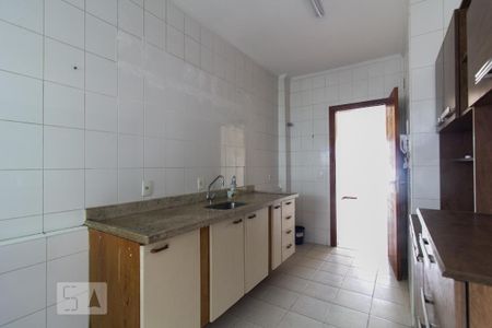 Cozinha de apartamento para alugar com 3 quartos, 92m² em Jardim Europa, Sorocaba