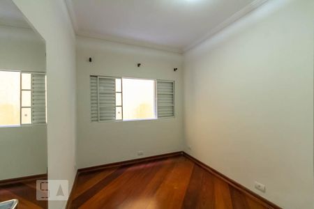 Casa à venda com 150m², 3 quartos e 2 vagasQuarto