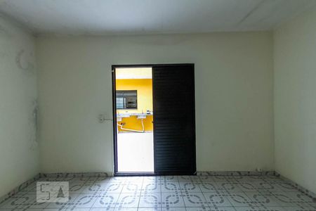 Casa à venda com 150m², 3 quartos e 2 vagasQuarto de serviço