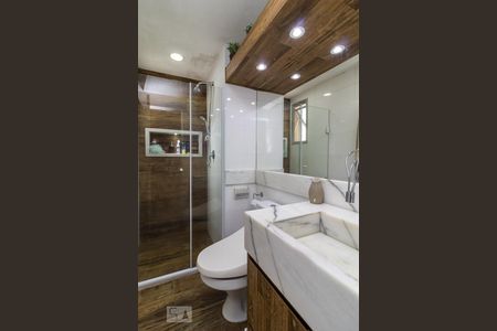 Apartamento à venda com 63m², 2 quartos e 1 vagaBanheiro