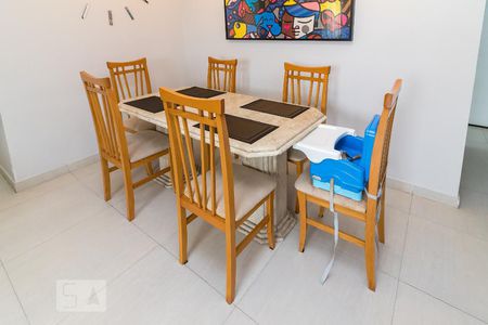 Apartamento à venda com 63m², 2 quartos e 1 vagaSala