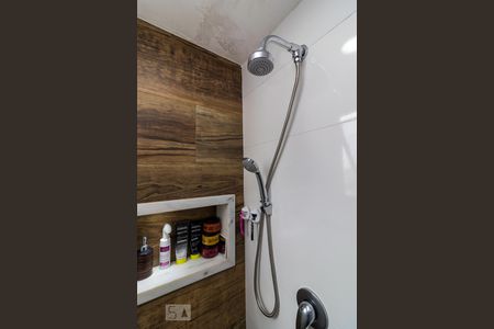 Apartamento à venda com 63m², 2 quartos e 1 vagaChuveiro