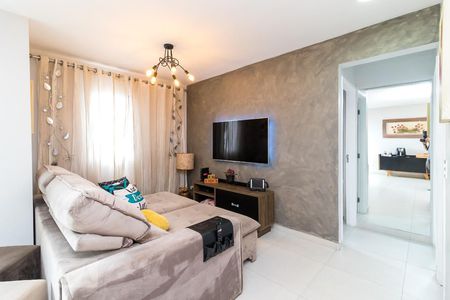 Sala de apartamento à venda com 2 quartos, 63m² em Vila Cunha Bueno, São Paulo