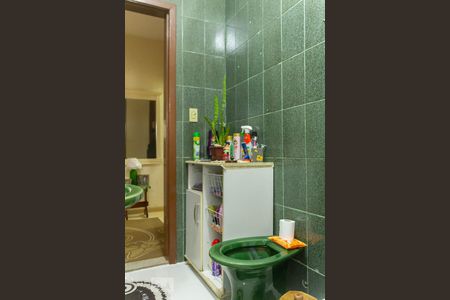 Casa à venda com 184m², 4 quartos e 1 vagaBanheiro