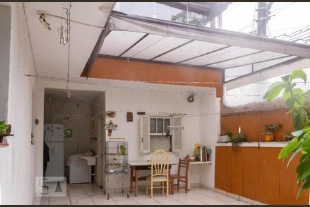 Casa à venda com 184m², 4 quartos e 1 vagaQuintal