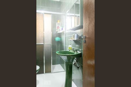 Casa à venda com 184m², 4 quartos e 1 vagaBanheiro