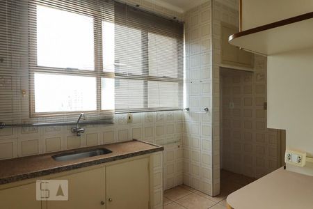 Apartamento para alugar com 100m², 2 quartos e 2 vagasCozinha