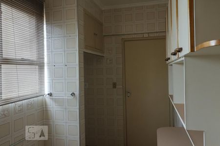 Apartamento para alugar com 100m², 2 quartos e 2 vagasCozinha