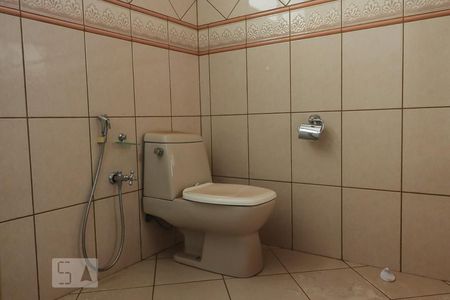 Apartamento para alugar com 100m², 2 quartos e 2 vagasBanheiro