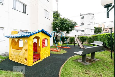 Apartamento à venda com 43m², 2 quartos e sem vagaÁrea Comum - Playground