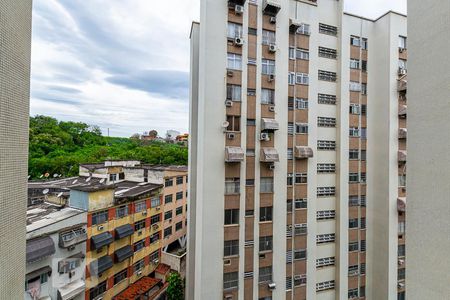 Vista da Sala de apartamento à venda com 2 quartos, 70m² em Engenhoca, Niterói
