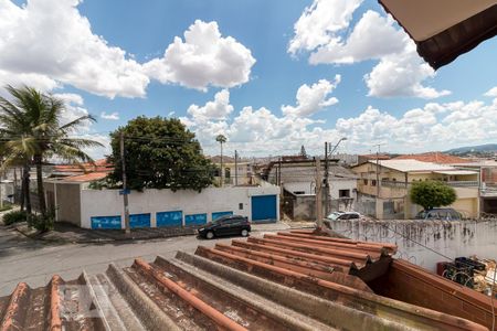 Casa à venda com 115m², 3 quartos e 2 vagasVista varanda quarto 2
