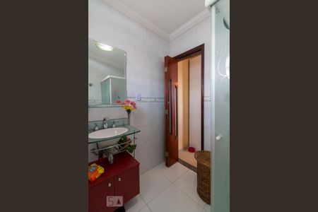 Casa à venda com 115m², 3 quartos e 2 vagasBanheiro quarto 3 suíte