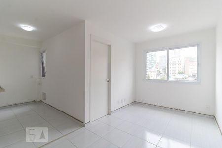 Apartamento à venda com 37m², 2 quartos e sem vaga Apartamento à venda com 37m², 2 quartos e sem vagaSala