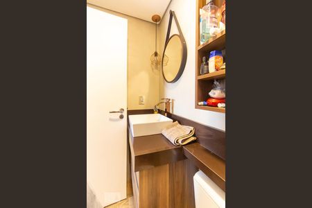 Casa de condomínio à venda com 210m², 4 quartos e 2 vagasBanheiro da Suíte