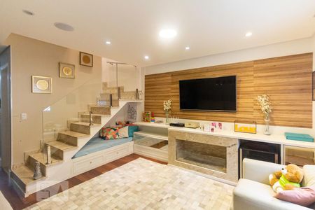 Sala de estar de casa de condomínio à venda com 4 quartos, 210m² em Vila Moinho Velho, São Paulo