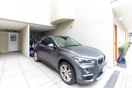 Casa de condomínio à venda com 210m², 4 quartos e 2 vagasGaragem