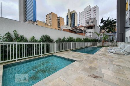 Piscina de apartamento para alugar com 2 quartos, 37m² em Liberdade, São Paulo
