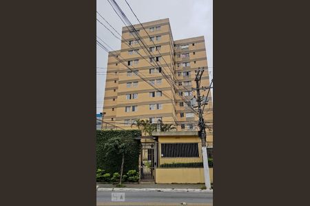 Apartamento à venda com 60m², 2 quartos e 1 vaga Apartamento à venda com 60m², 2 quartos e 1 vagaFachada