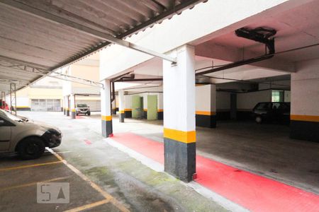 Apartamento à venda com 60m², 2 quartos e 1 vaga Apartamento à venda com 60m², 2 quartos e 1 vagaGaragem