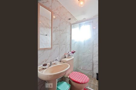 Apartamento à venda com 60m², 2 quartos e 1 vaga Apartamento à venda com 60m², 2 quartos e 1 vagaBanheiro