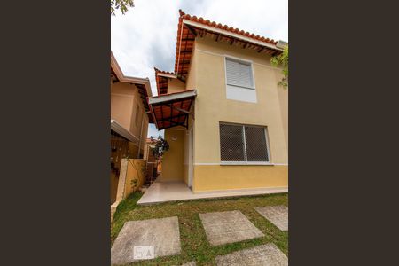 Apartamento para alugar com 60m², 2 quartos e 1 vaga Apartamento para alugar com 60m², 2 quartos e 1 vagaFachada