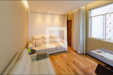 Sala de apartamento à venda com 3 quartos, 83m² em Nova Suíssa, Belo Horizonte