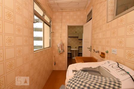 Apartamento para alugar com 158m², 4 quartos e 1 vagaÁrea de Serviço