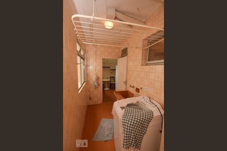 Apartamento para alugar com 158m², 4 quartos e 1 vagaÁrea de Serviço