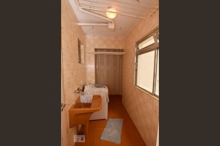 Apartamento para alugar com 158m², 4 quartos e 1 vagaÁrea de Serviço