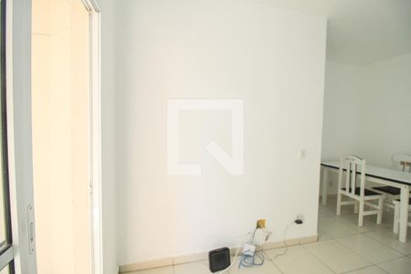 Apartamento para alugar com 65m², 3 quartos e 1 vaga Apartamento para alugar com 65m², 3 quartos e 1 vagaSala