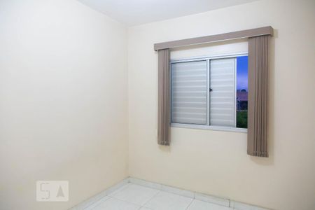 Quarto 1 de apartamento para alugar com 2 quartos, 52m² em Jardim Santo Antônio, São Paulo