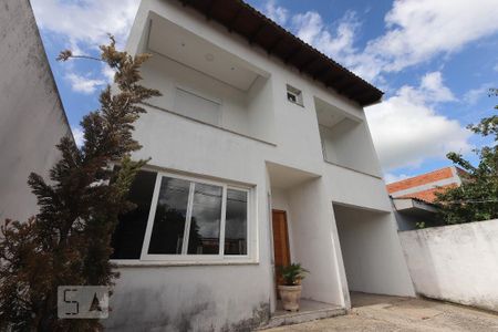 Casa à venda com 176m², 3 quartos e 3 vagas Casa à venda com 176m², 3 quartos e 3 vagasFachada do Prédio