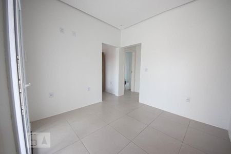 Casa à venda com 176m², 3 quartos e 3 vagas Casa à venda com 176m², 3 quartos e 3 vagasCorredor