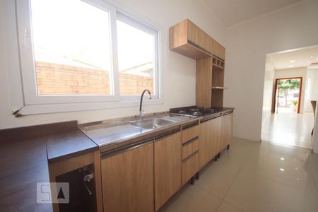 Casa à venda com 176m², 3 quartos e 3 vagas Casa à venda com 176m², 3 quartos e 3 vagasCozinha