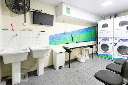 Apartamento para alugar com 62m², 2 quartos e 1 vaga Apartamento para alugar com 62m², 2 quartos e 1 vagaLavanderia