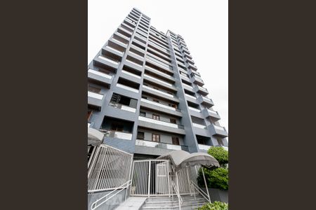 Apartamento para alugar com 62m², 2 quartos e 1 vaga Apartamento para alugar com 62m², 2 quartos e 1 vagaFachada