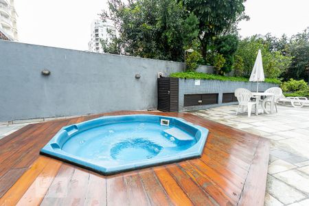 Apartamento para alugar com 62m², 2 quartos e 1 vaga Apartamento para alugar com 62m², 2 quartos e 1 vagaPiscina