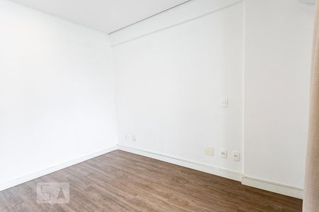 Quarto 1 de apartamento para alugar com 2 quartos, 62m² em Pinheiros, São Paulo