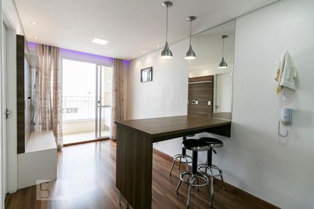 Sala / Cozinha de kitnet/studio para alugar com 1 quarto, 34m² em Catumbi, São Paulo